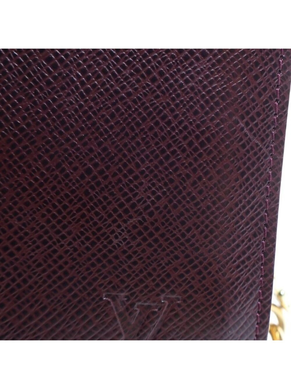 Louis Vuitton Taiga Baikal Grizzly Clutch - Picture 5 of 6